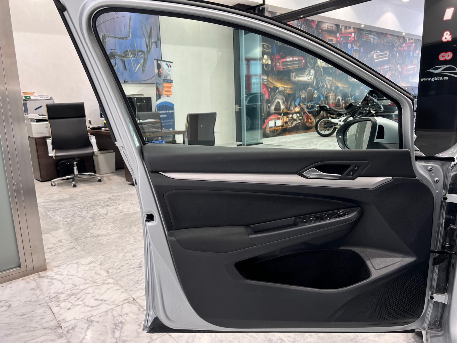 Volkswagen Golf 19