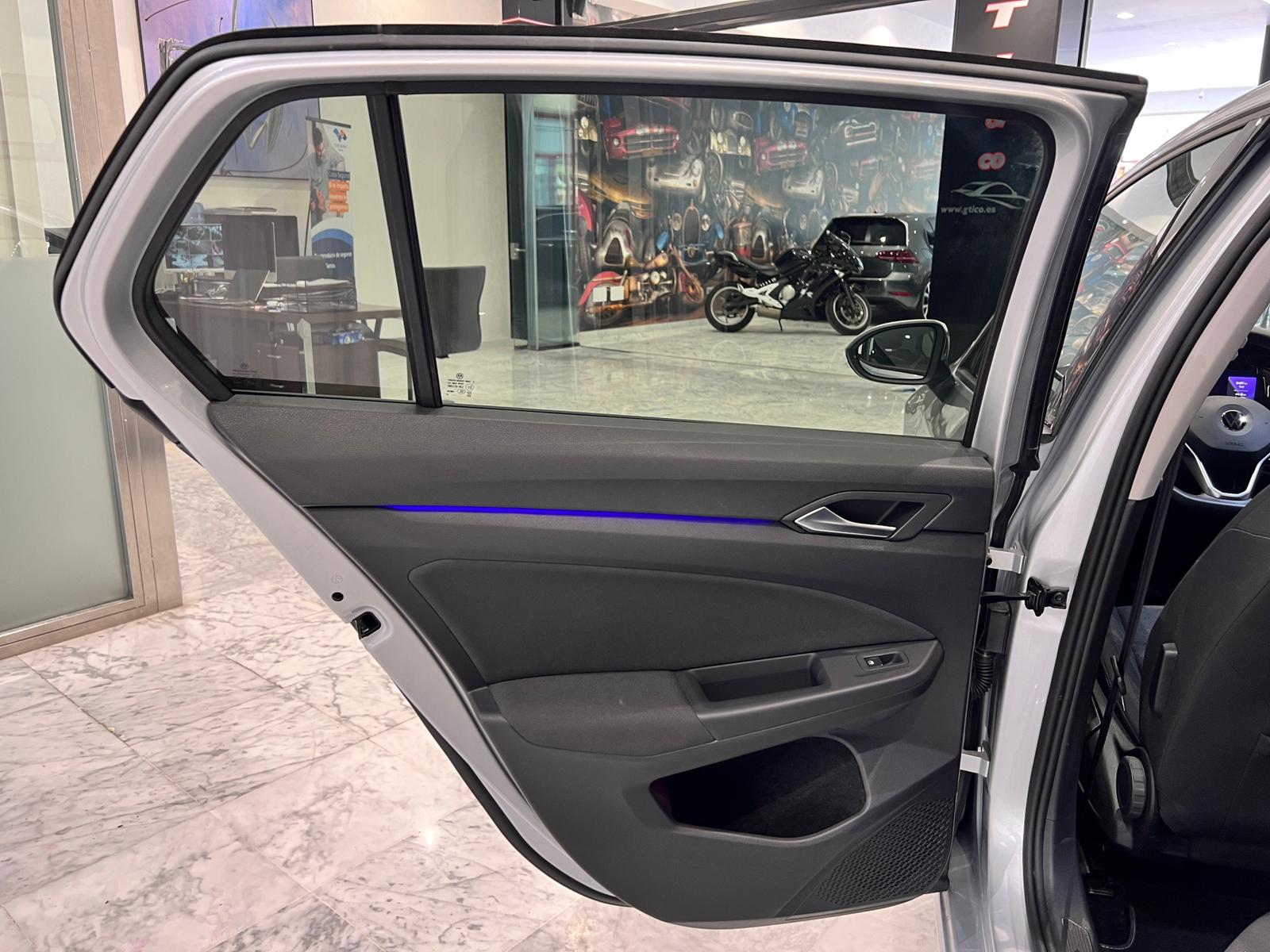 Volkswagen Golf 22