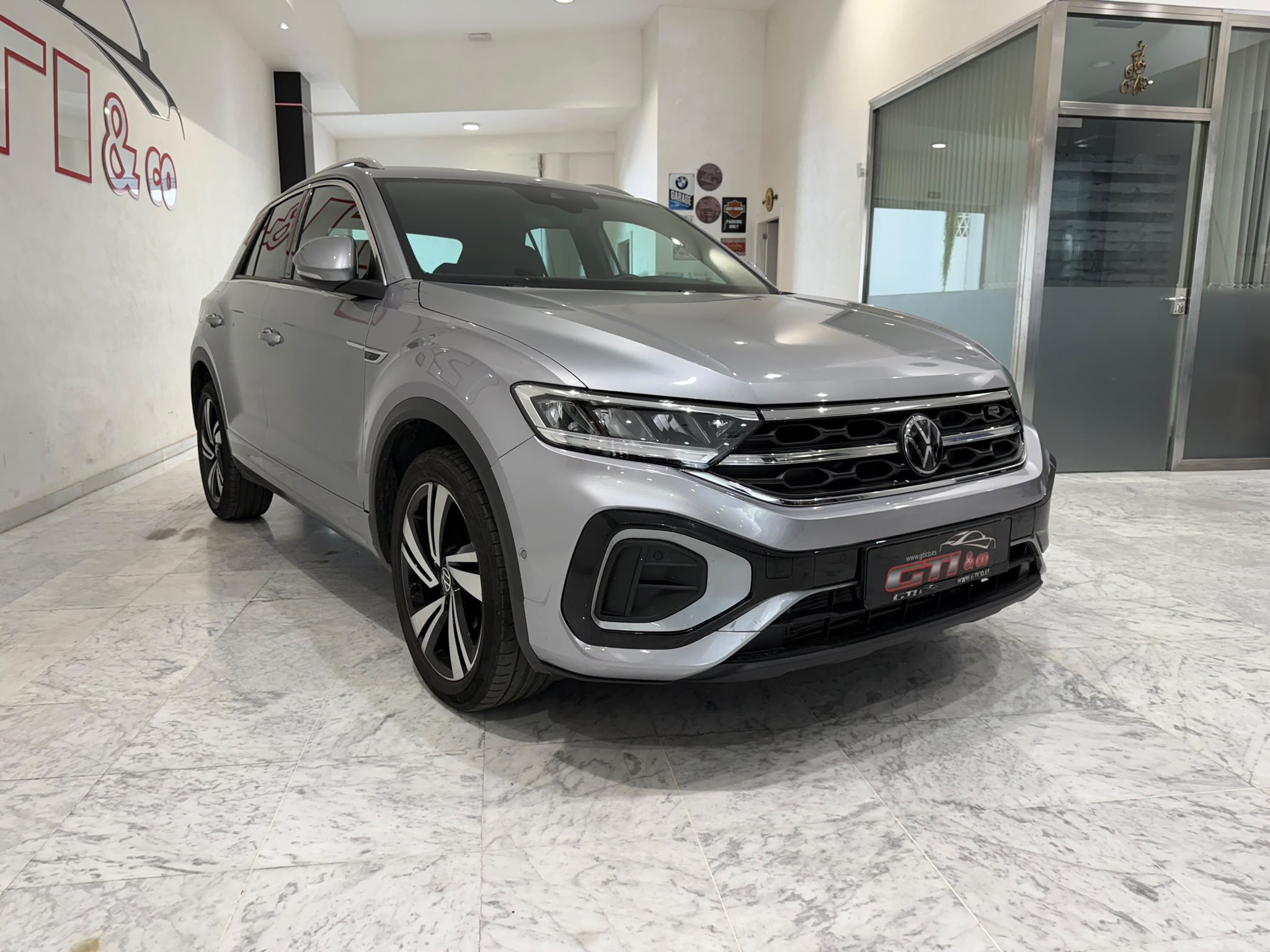 Volkswagen T-Roc 5