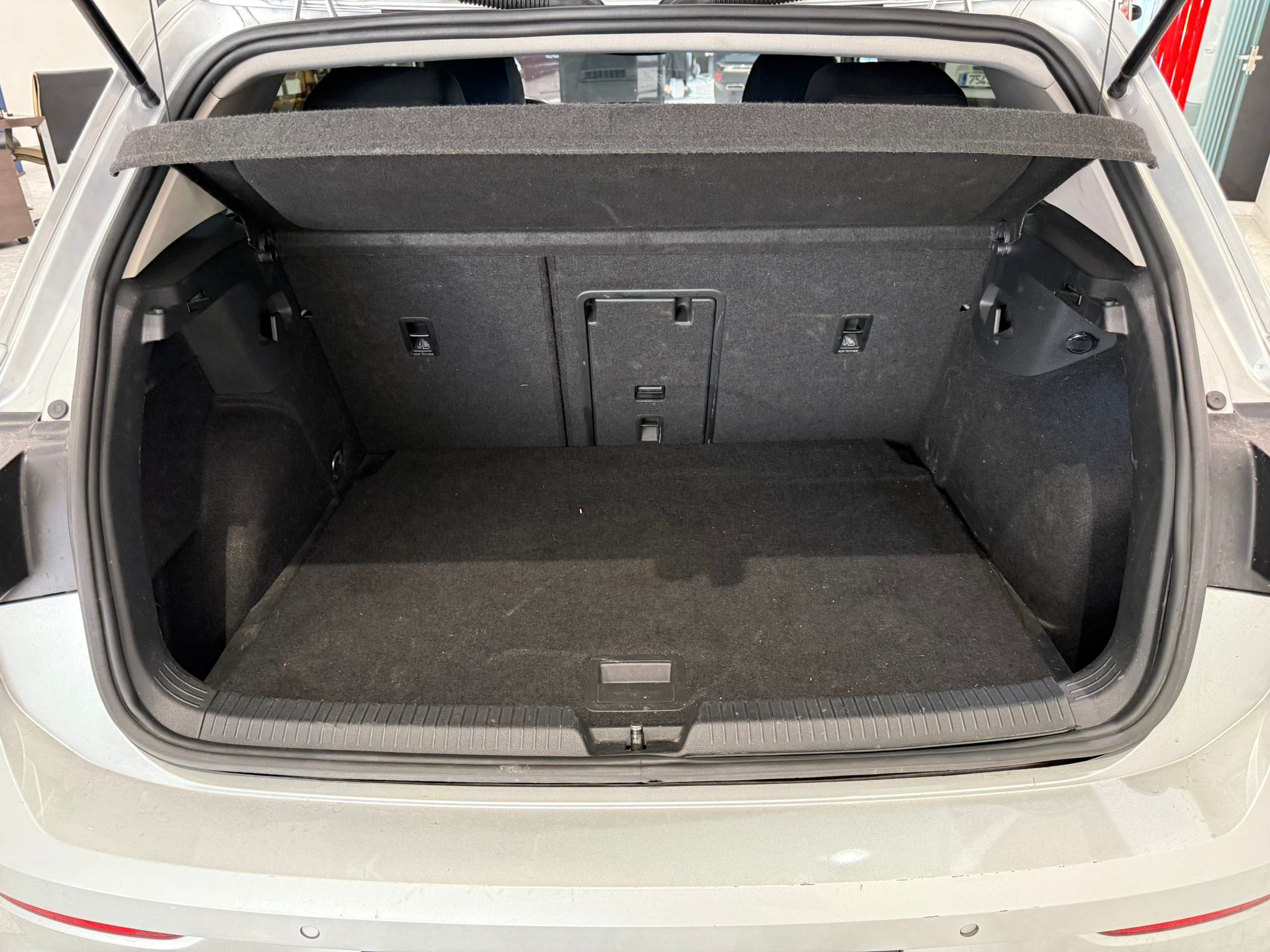 Volkswagen Golf 9