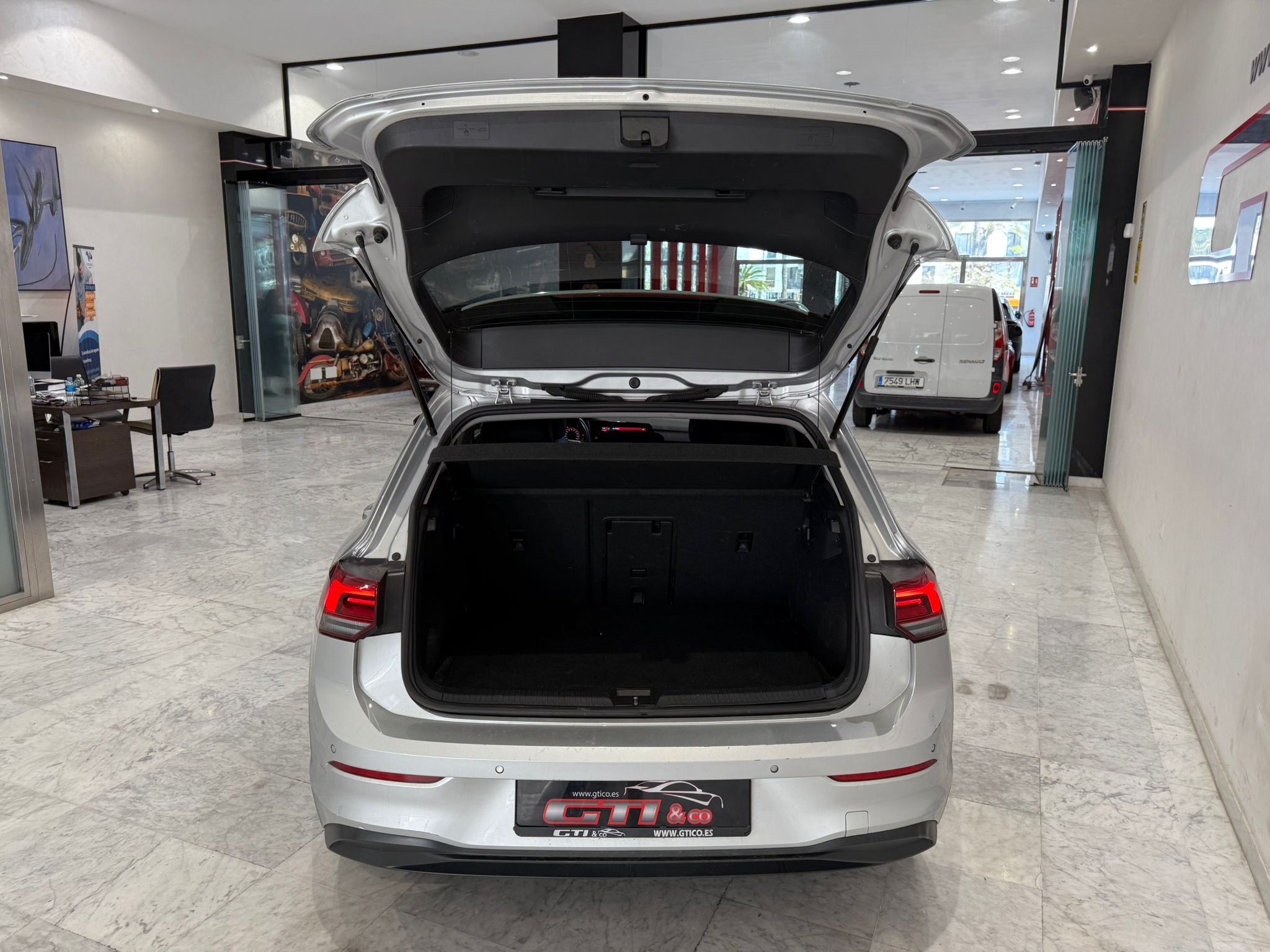 Volkswagen Golf 8