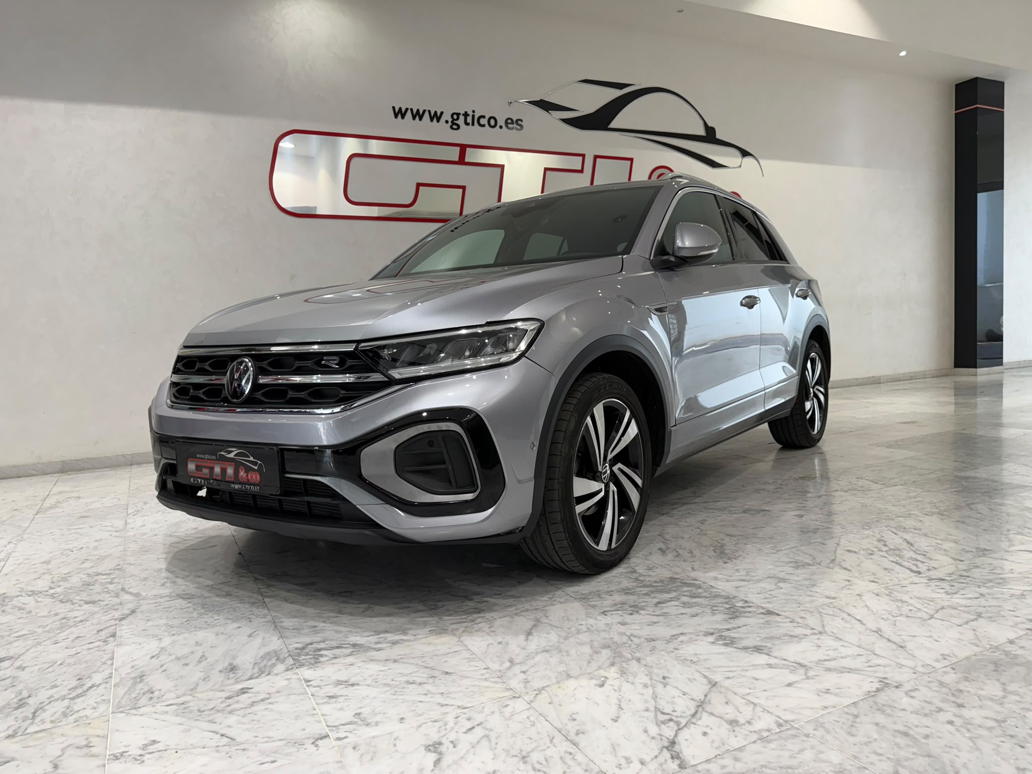 Volkswagen T-Roc 10
