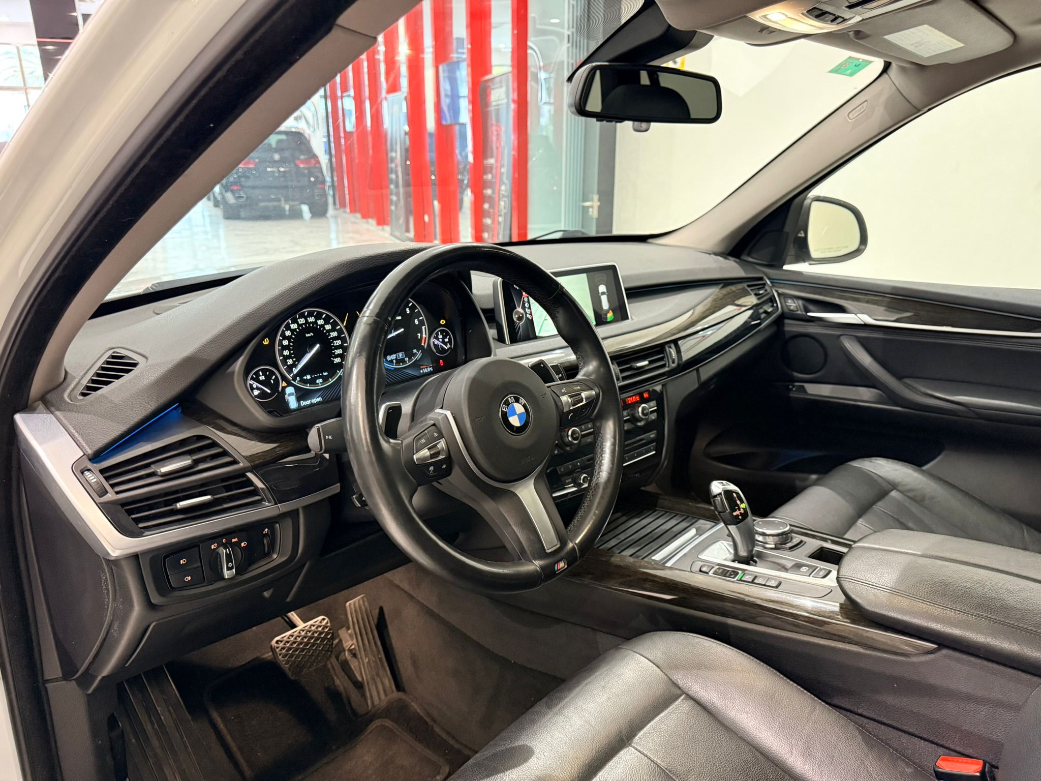 BMW X5 · foto 9