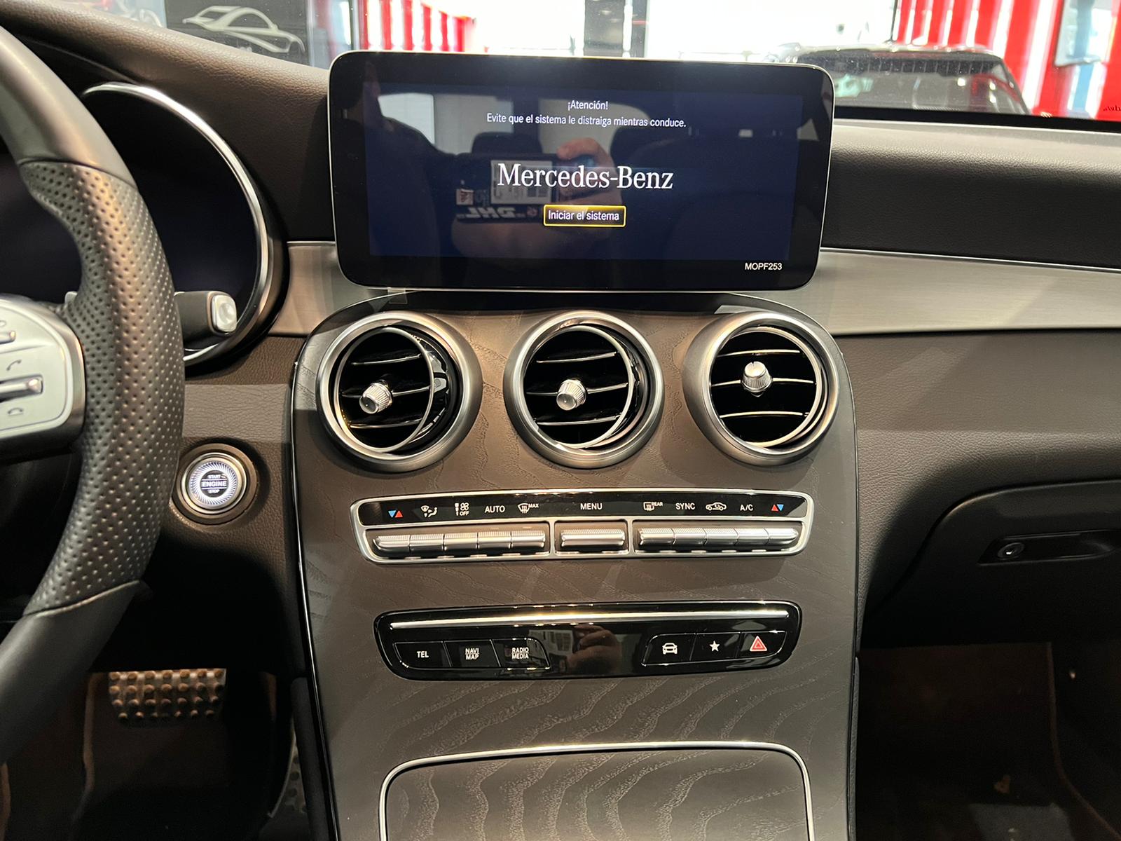 Mercedes-Benz GLC 200 16