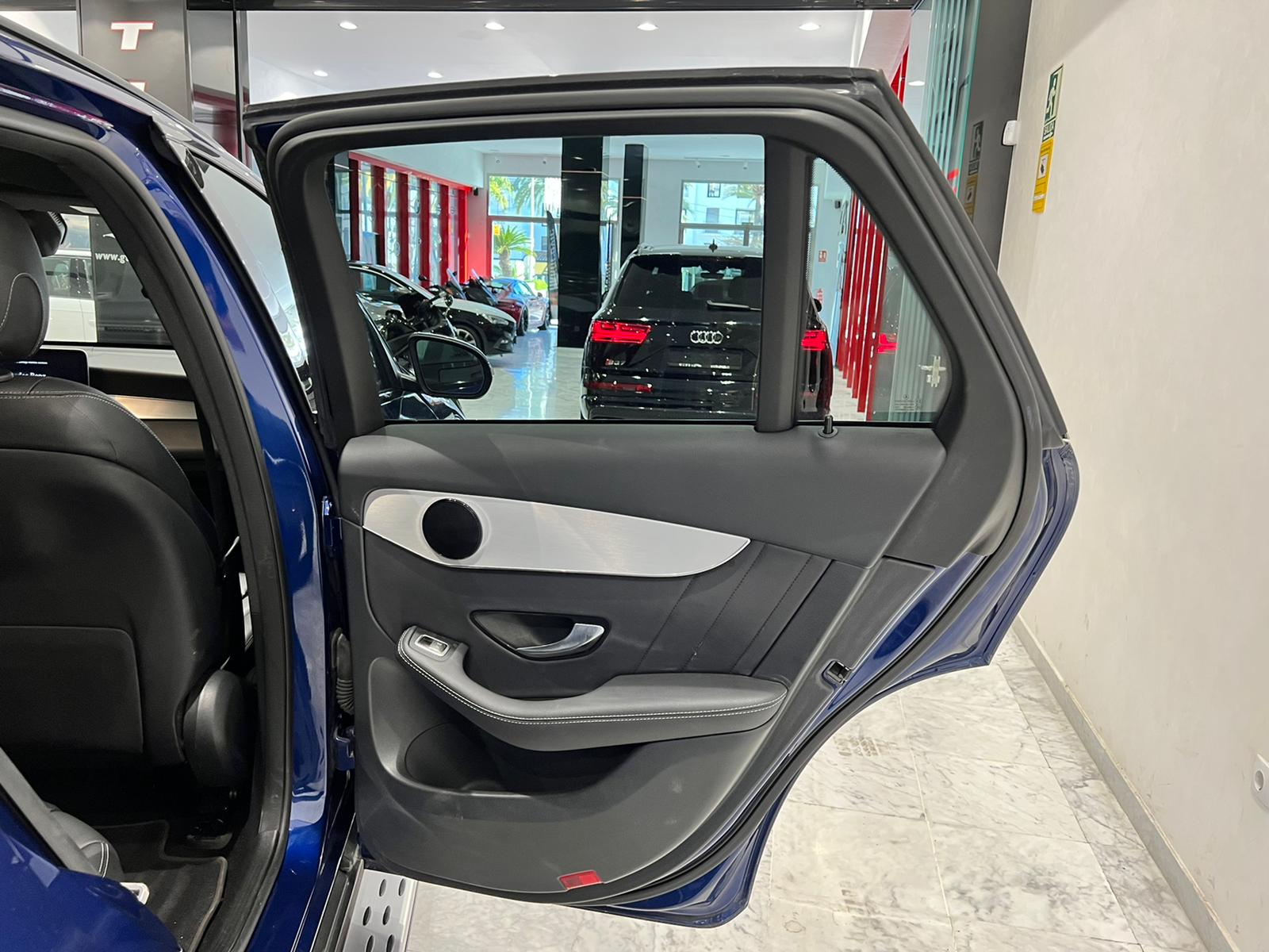 Mercedes-Benz GLC 200 22