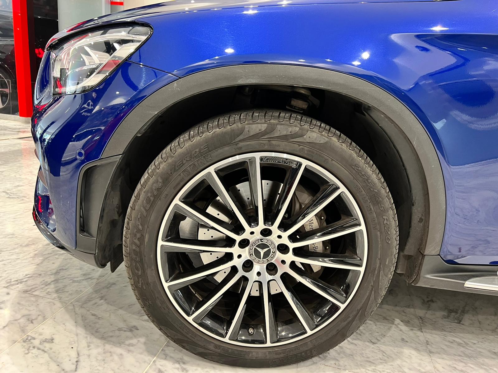 Mercedes-Benz GLC 200 23