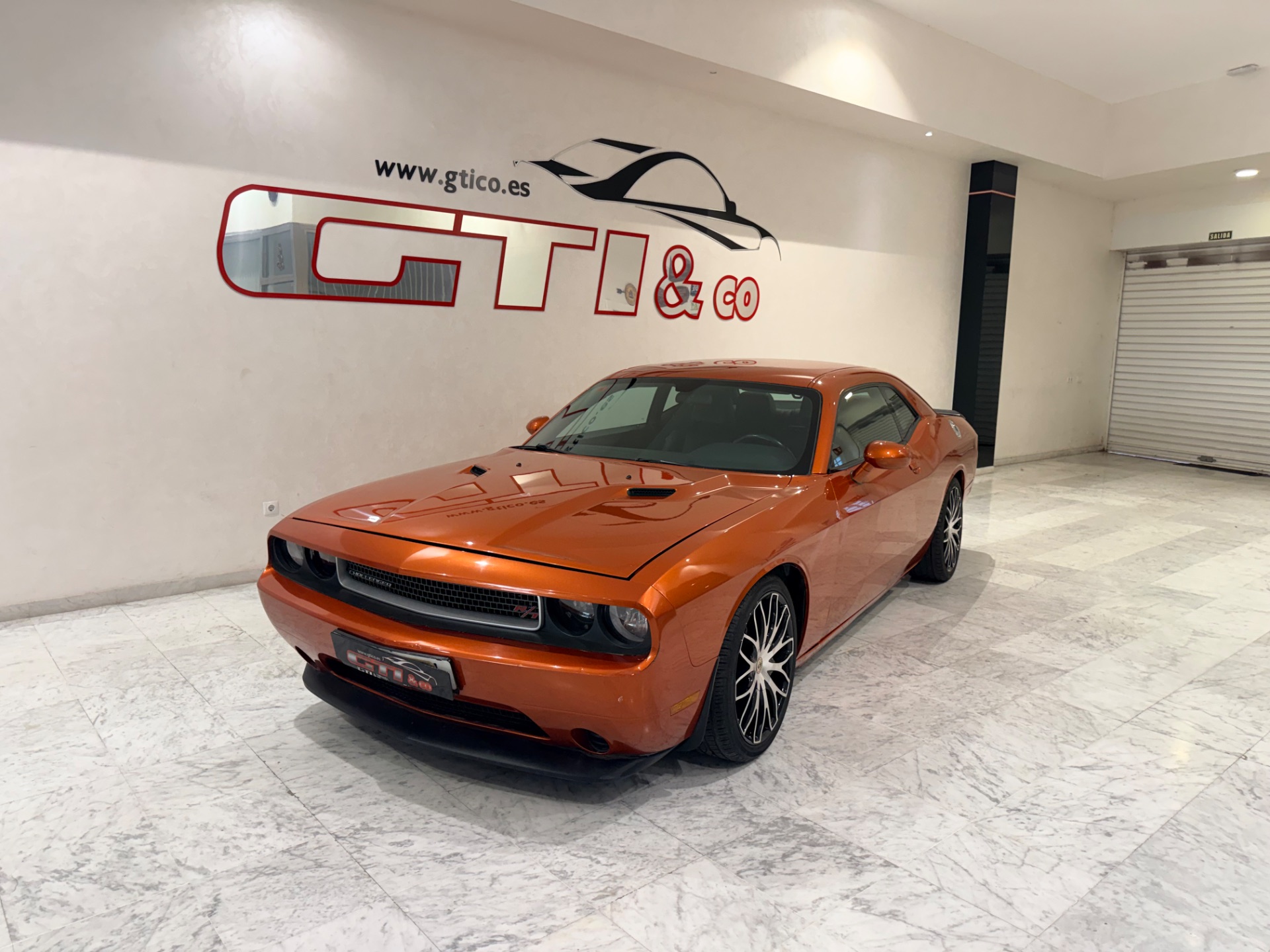 Dodge Challenger