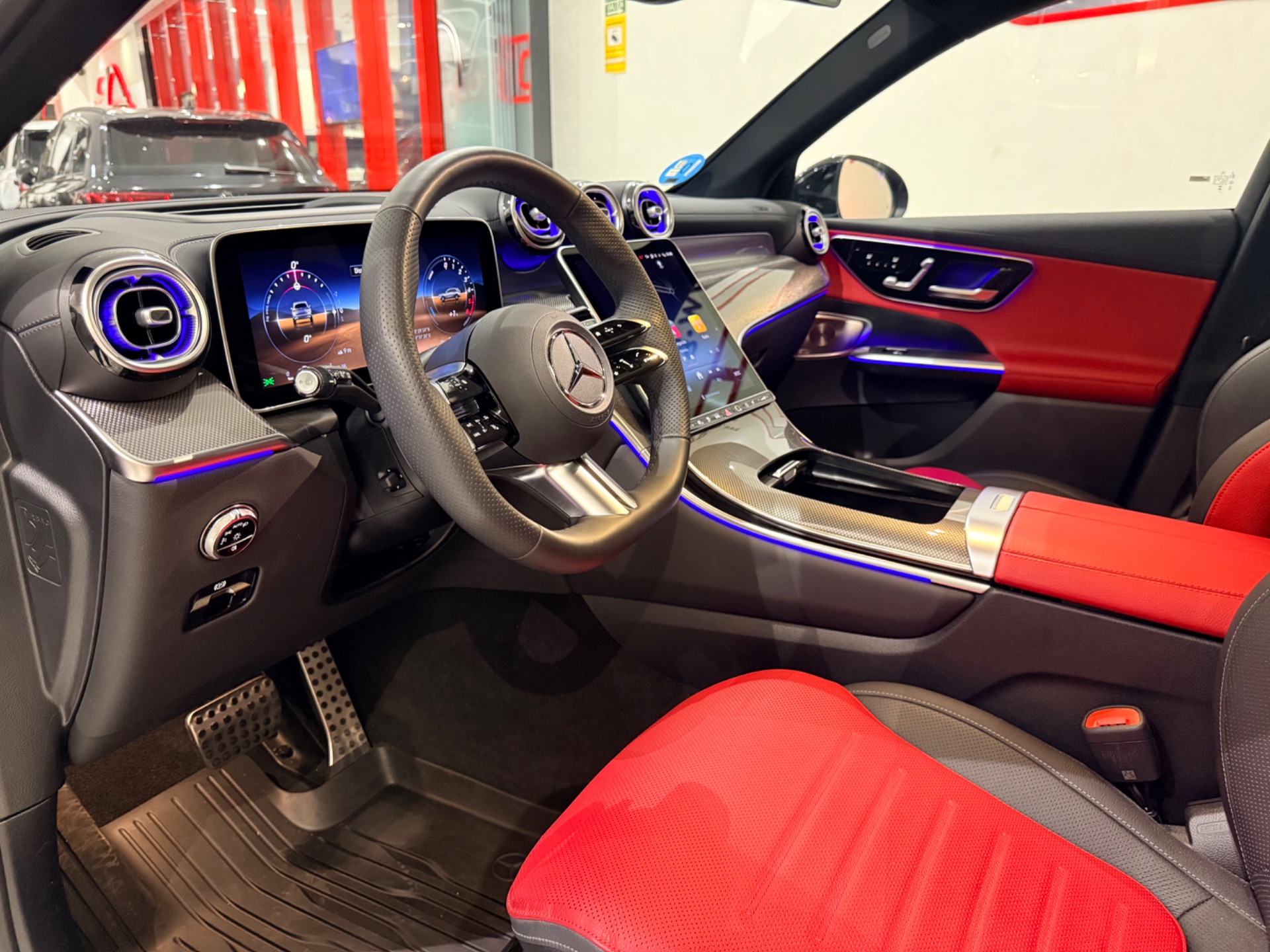 Mercedes-Benz GLC 300 17