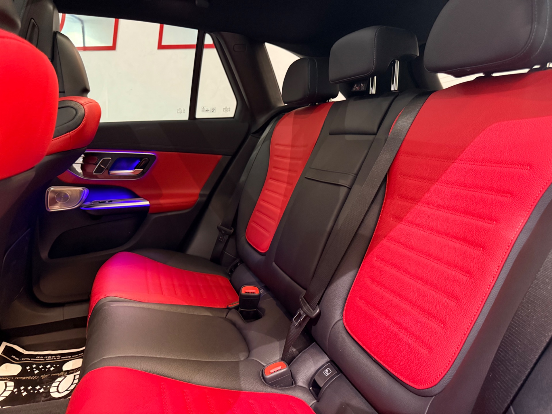 Mercedes-Benz GLC 300 18